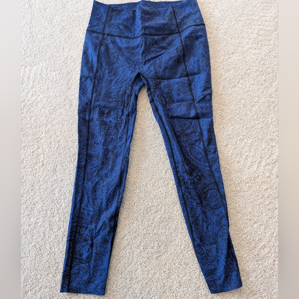 Lululemon Paisley Leggings, size 10